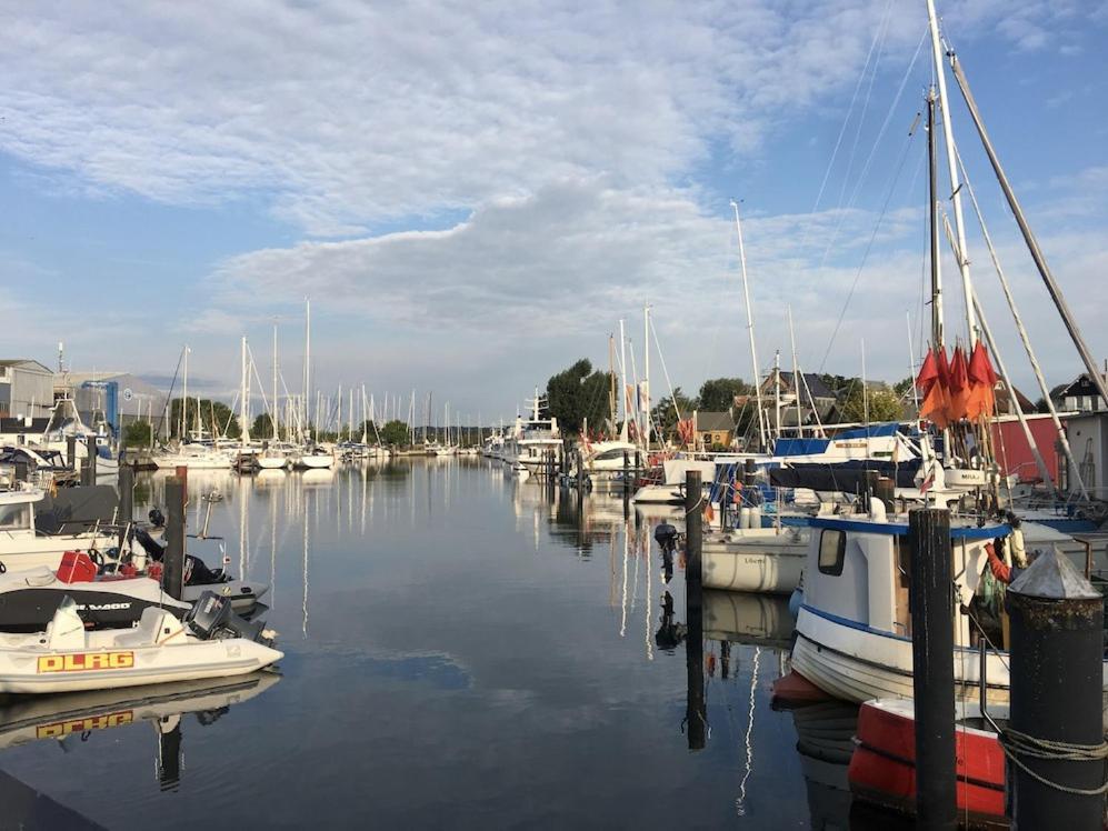 Kleines Strandhotel Niendorf  Bagian luar foto