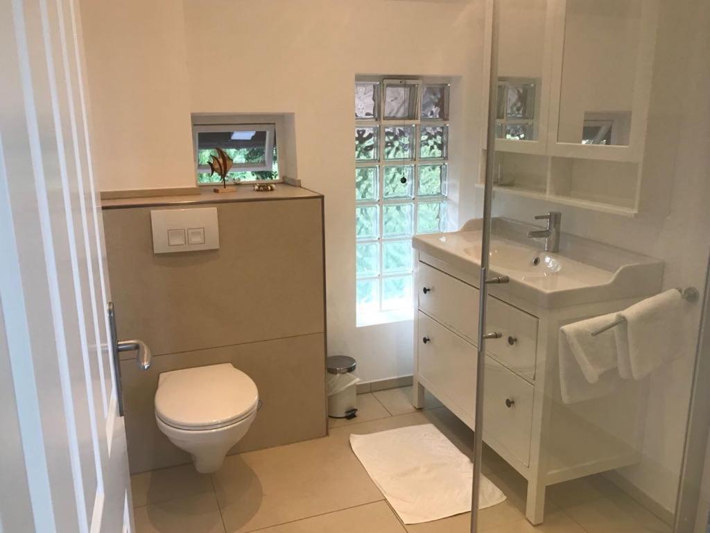 Kleines Strandhotel Niendorf  Bagian luar foto